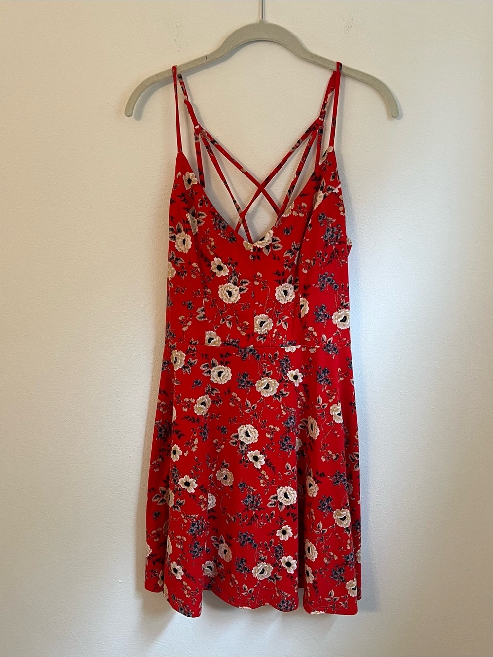 nine britton Red Floral Crisscross Mini Dress